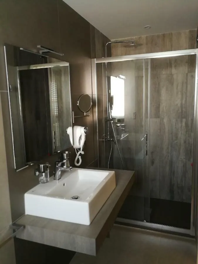 Gæstehus Torrevarata - Guest Rooms Santa Teresa Di Riva